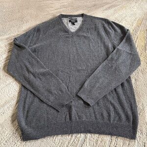 Nordstrom 100%  Cashmere Crewneck gray Sweater large